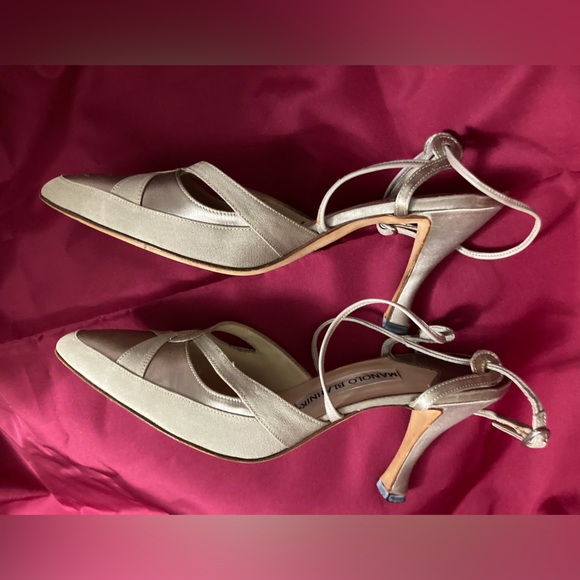 MANOLO BLAHNIK Satin & Suede Slingback Pumps  36.5 Champagne EUC - Picture 6 of 12